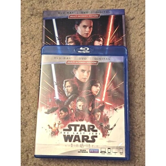 Star Wars: The Last Jedi Blu-ray/DVD Edition (No Digital Code) - Picture 3 of 5